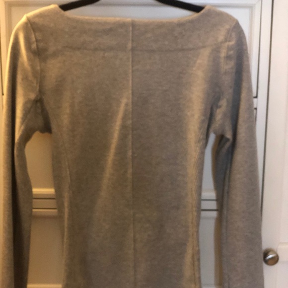 Gray long sleeve blouse - Picture 2 of 3